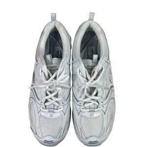 Skechers  2010 White Shape-Ups While You Walk Sneakers